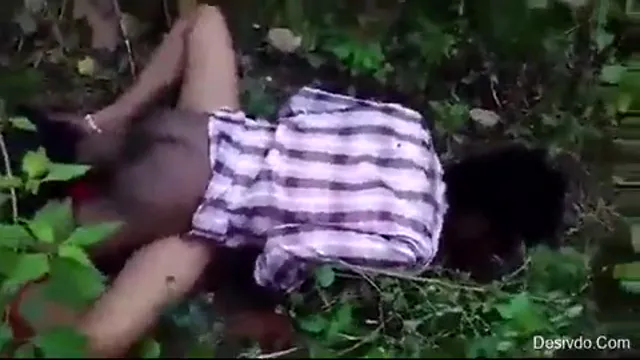 Tamil Nadu Paddy Field Sex Unstable Girl Fucking in the Fields