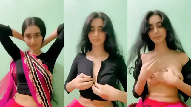 Watch La mignonne bangladaise taquine avec de gros seins naturels dans un sari rouge full viral video leaked