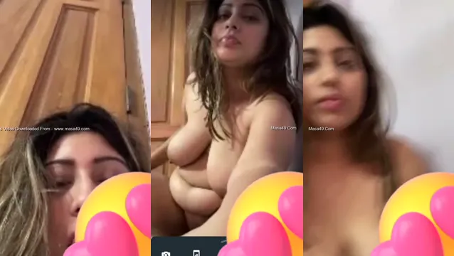 Desi Girl Flashing Boobs and Pussy in a Steamy Video Call