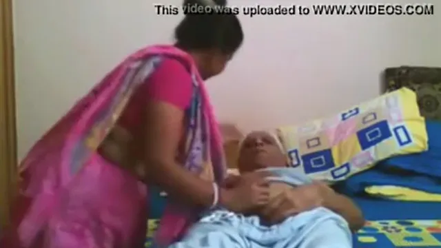 Watch Desi Wife Rides Hubby's Throbbing Cock in Wild Outdoor Bangla Sex Video full viral video leaked