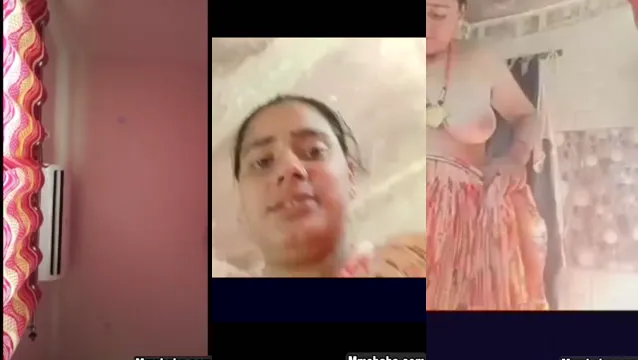 Desi Bhabhi Teases Her Naked Boobs and Wet Pussy in Viral Village MMS Leak
