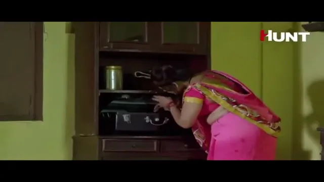 Gandi Kitab 2022 Episode 5 Desi Actress Reveals All in Hunt Cinema XXX Scene