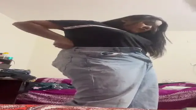 Bengali Girl Gets Pounded in Leaked MMS Sex Tape