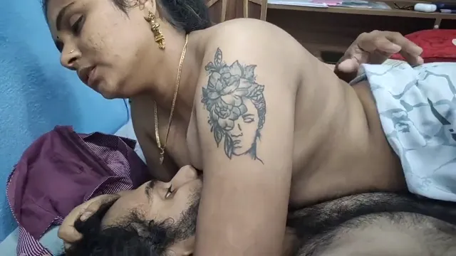 Watch Mallu Wife Rides Husband in Hot Saree Bedroom Fuck full viral video leaked
