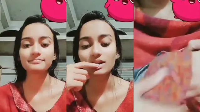 Desi dívka ukáže své prsa ve virálním videoklipu online