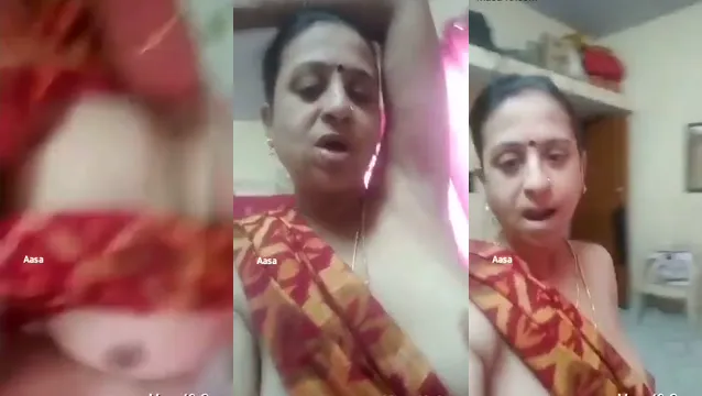 Watch Bhabhi Boldly Flashes Her Boobs in Public - Watch Her Sizzling Viral Tease full viral video leaked