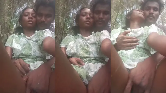 Watch Young Mallu Girl Publicly Teases with Small Boobs Before Outdoor Sex full viral video leaked