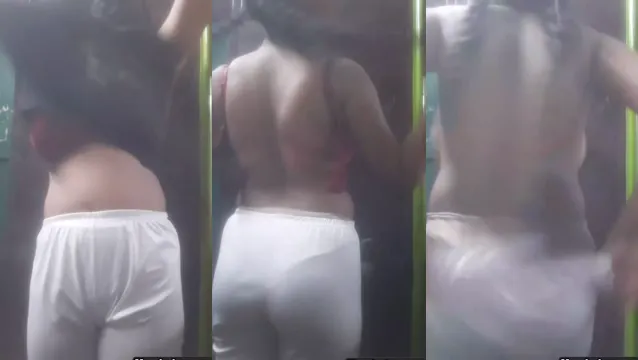 Desi Girl Flashes Boobs and Pussy in Hot Video Call