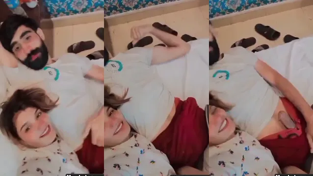 Prawdziwy Desi Dziewczyna Dawający Dzikie Blowjob w Hotelowym Pokoju