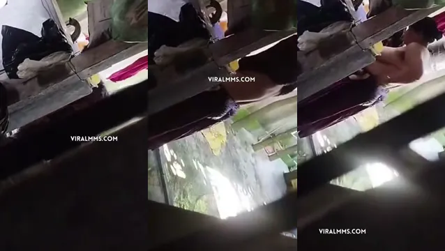 Watch วิดีโอ Desi Bhabhi ถูกแจ้งซ่อนกล้องในห้องน้ำ full viral video leaked