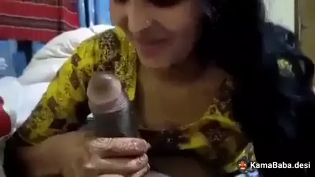 Desi Gaun Ki Randi Ko Ameer Adami Le Aani Tight Asshole Ma Pheryo