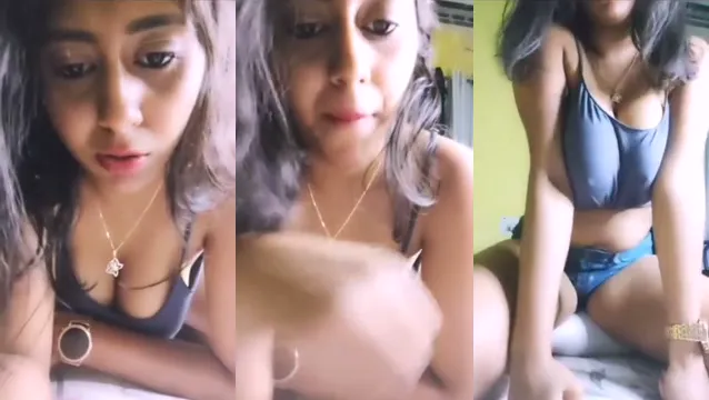 Watch Muslim Gurl Rides Pillow in Viral Live Sex Call with Jija MMS full viral video leaked