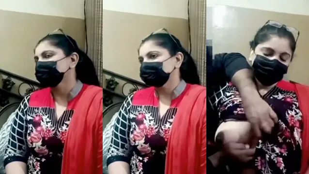 Hindi Doktor Muayene Sıcak bir Dönüşümde, Sıcak MILF'in Sıcak Sınama Kontrolü