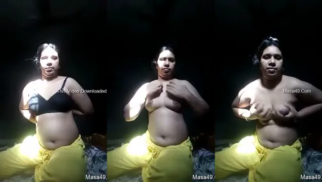 Watch Desi Beauty Boldly Exposes Her Breasts in Public for Viral Thrill full viral video leaked
