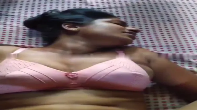 Watch Bangladeshi Beauty Gets Her Tight Pussy Pounded in Missionary full viral video leaked