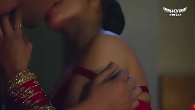 Watch Desi Bhabhi Gets Wild on Honeymoon Night with Hardcore Pounding full viral video leaked