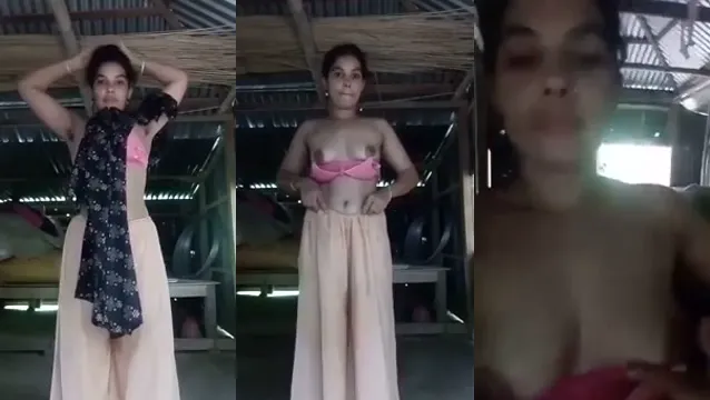 Watch Bengálská vesnická dívka těší svého pusu v rustikálním místě full viral video leaked