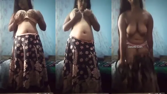 Watch Desi Girl Shakes Her Juicy Boobs and Big Ass in Viral XXX Video full viral video leaked