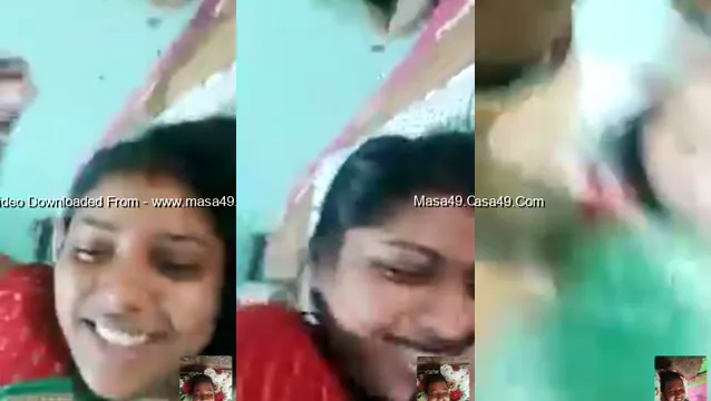 Desi Wife Flashes Boobs in Video Call - Hot Leaked Footage