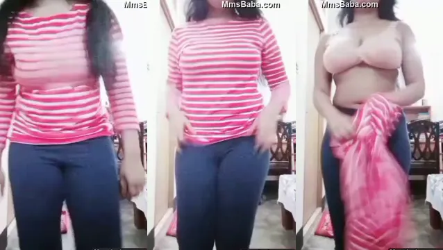 Desi Girl Flashes Her Boobs For Lover In Private HD Video