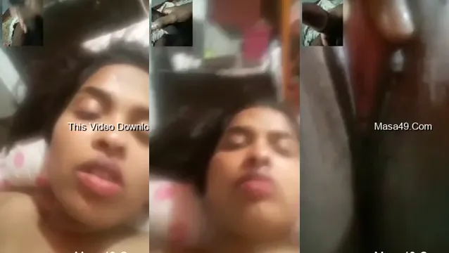 Gadis Desi Tunjukvagina di Tempat Publik Video Skandalus