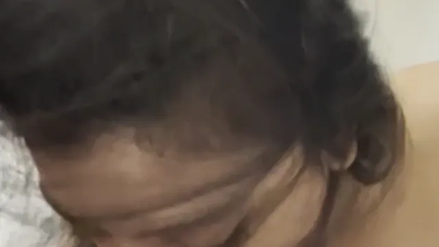 Watch 穆斯林女孩在酒店房间骑着大鸡巴疯狂 full viral video leaked