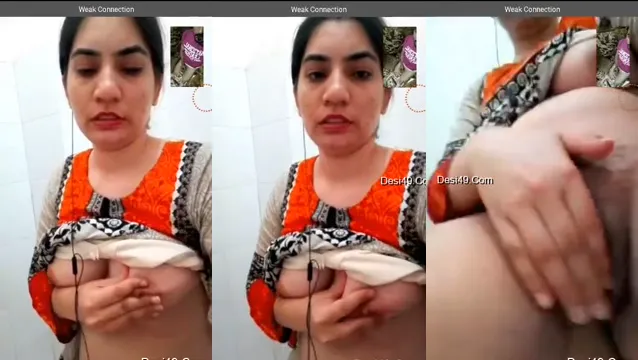 Watch Indian Chick Strips Nude on Live Call, Fingering Herself for BF full viral video leaked